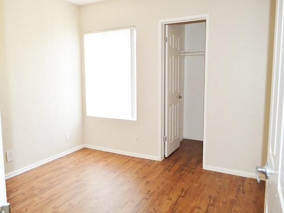 Mountain Crest Apartments Image 11