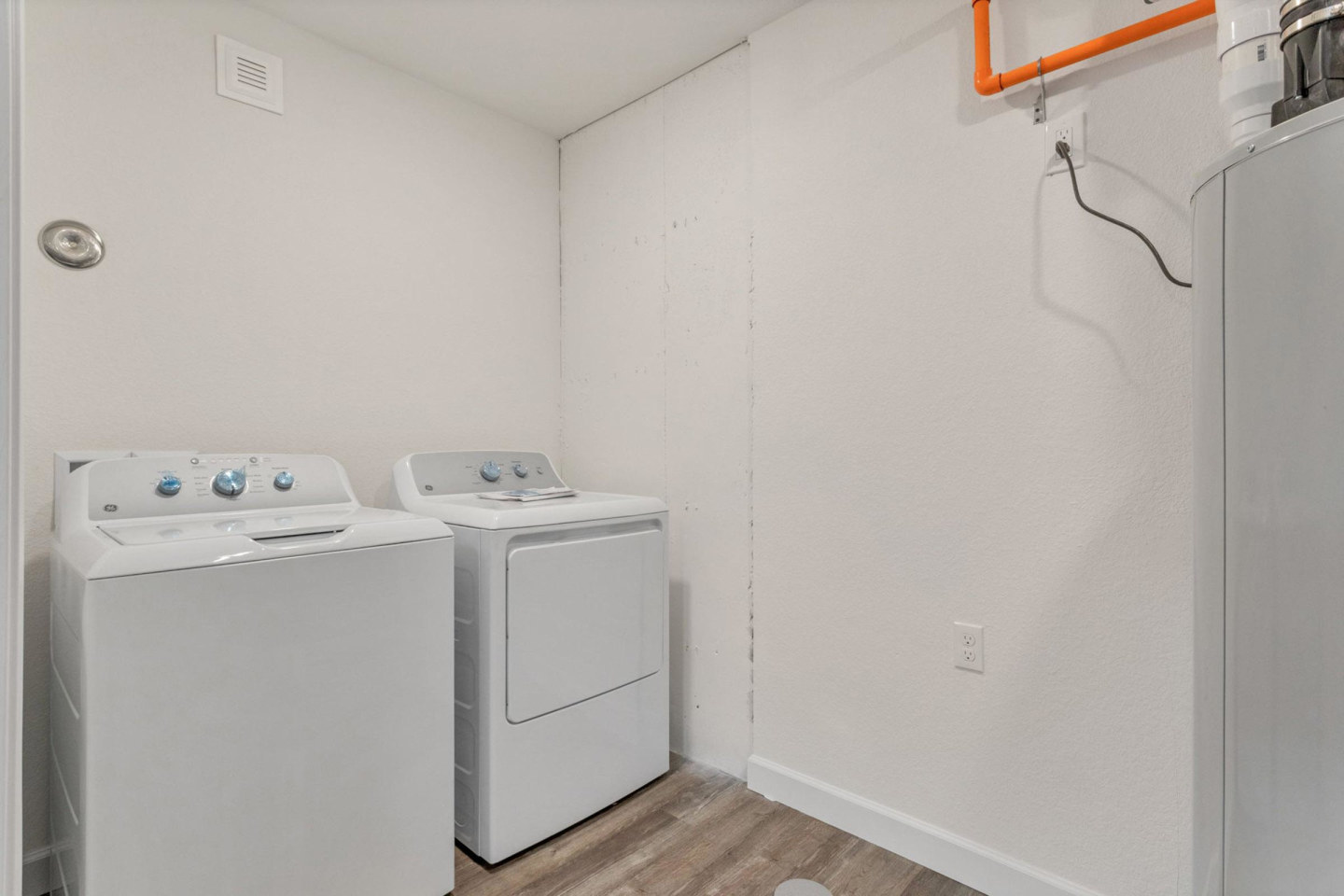 Briar Grove Townhomes Image 236