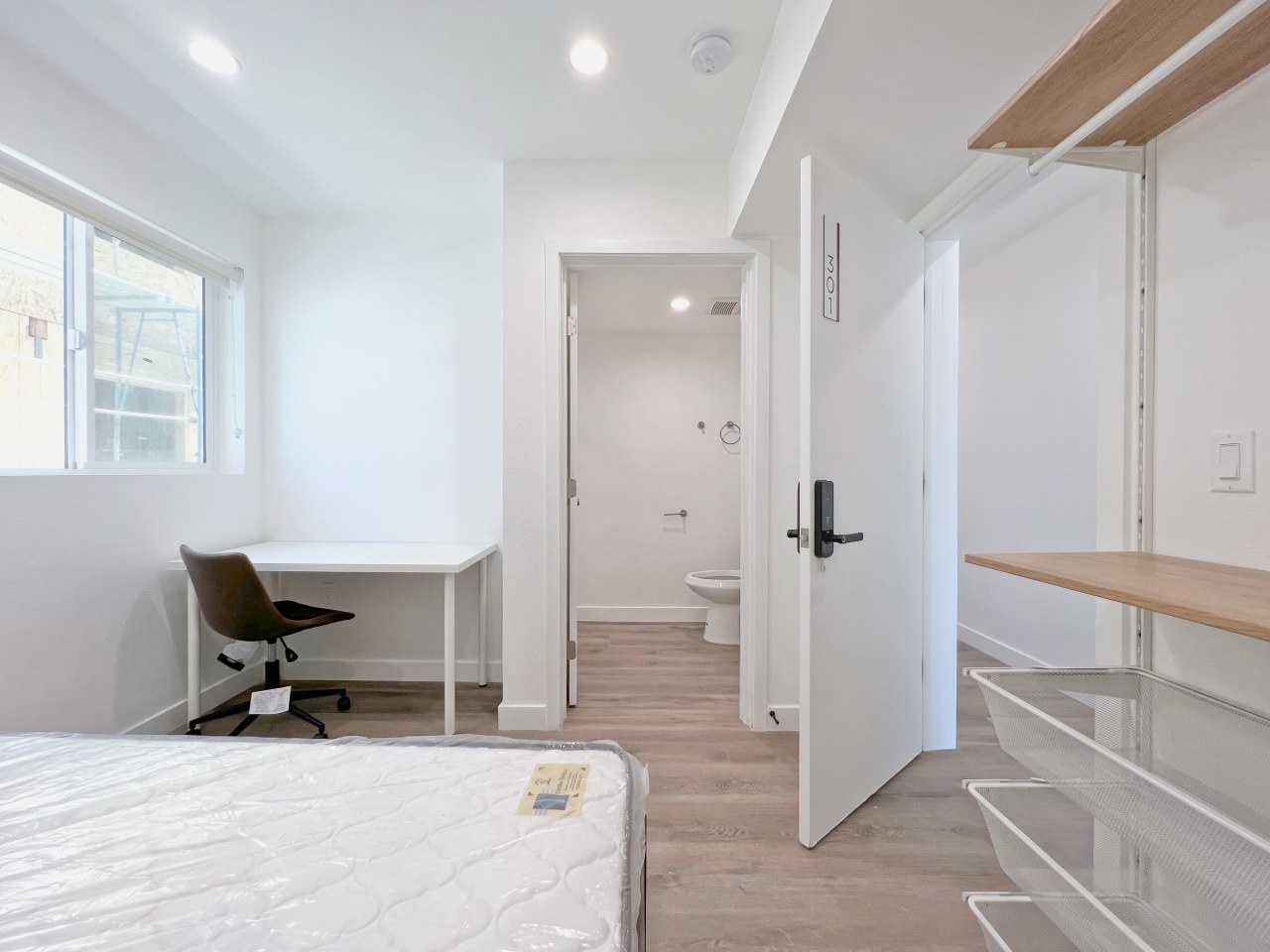 1366 W 35th Street - Co-Living Image 17