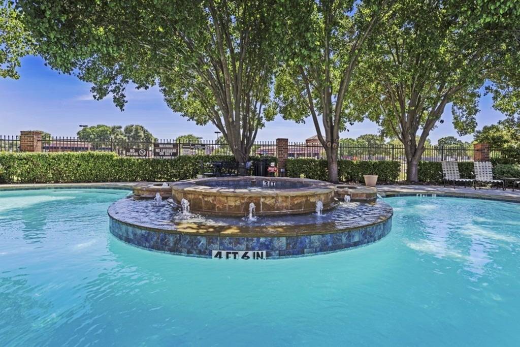 The Meadows at North Richland Hills Apartments Image 12