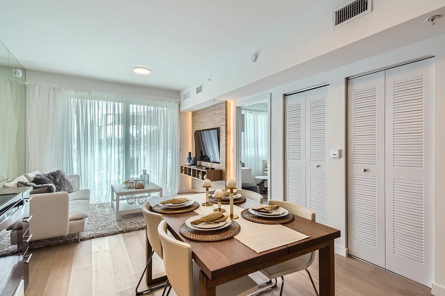 Amelia Apartments Image 3