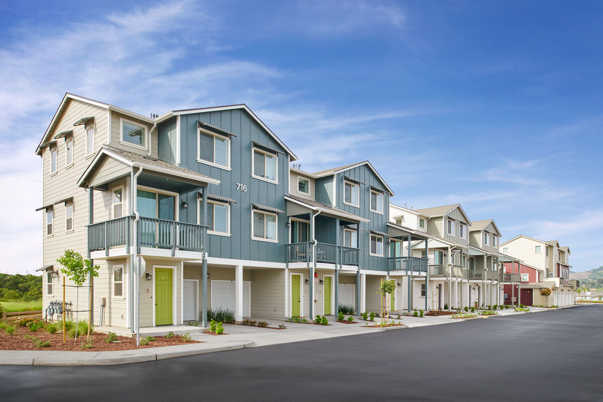Blue Oak Apartments Image 2