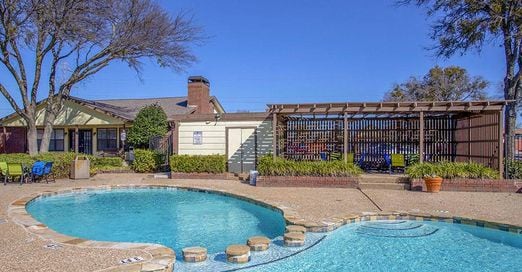 Rolling Hills Place Image 1