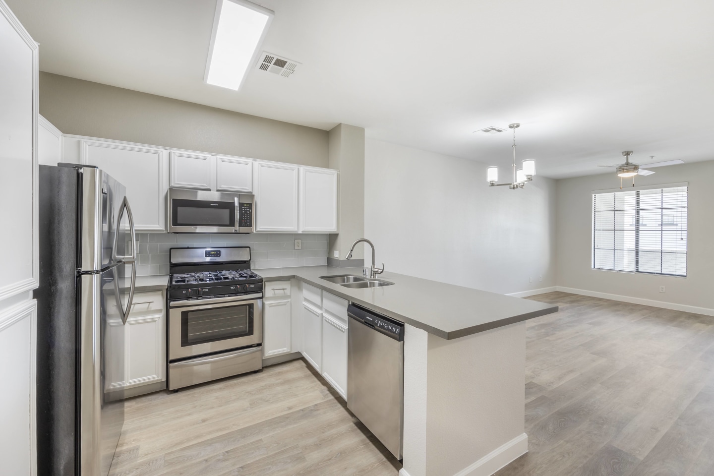 The Michael B Townhomes and Flats Image 35