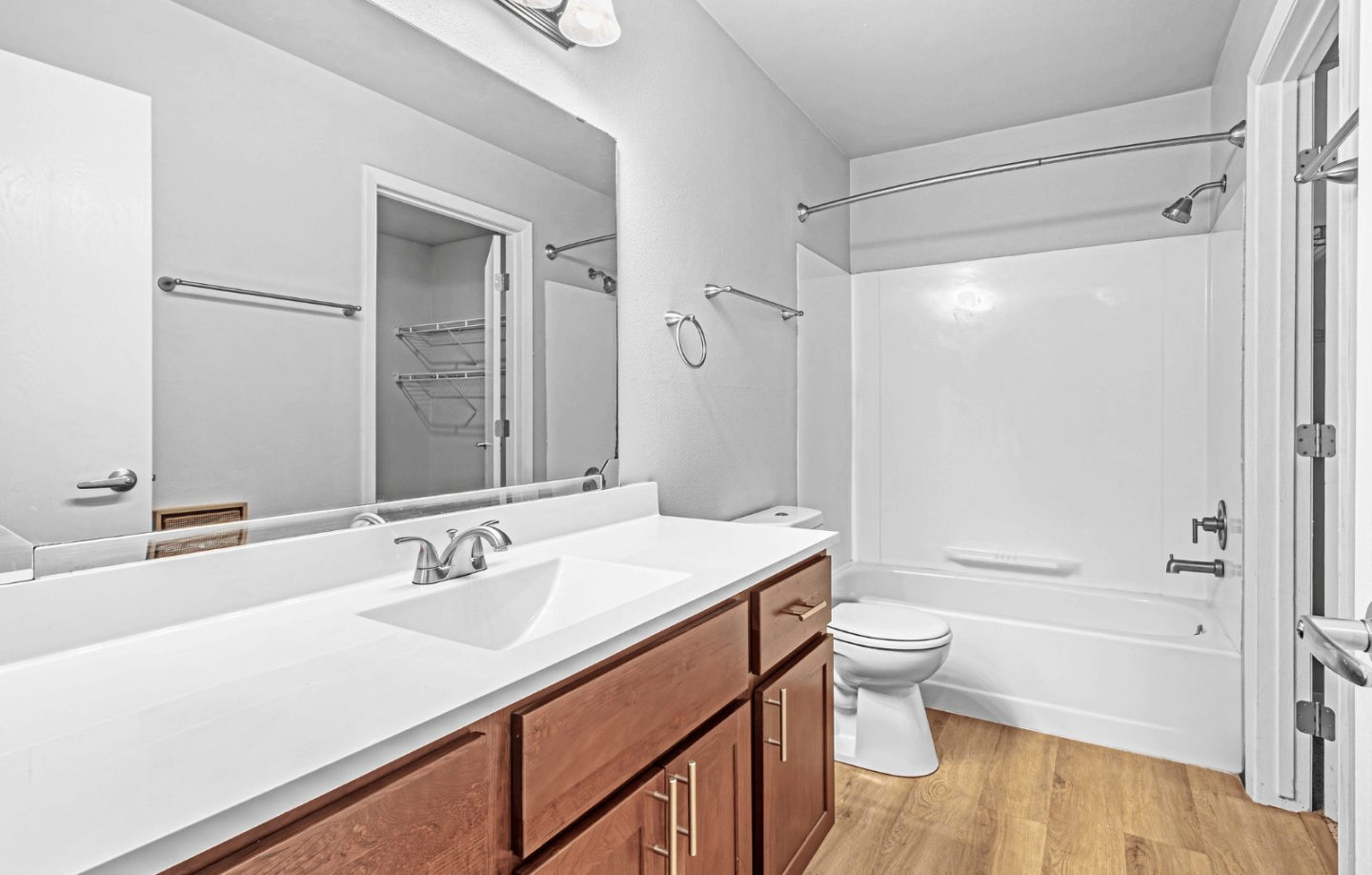Briarwood Apartments Image 15