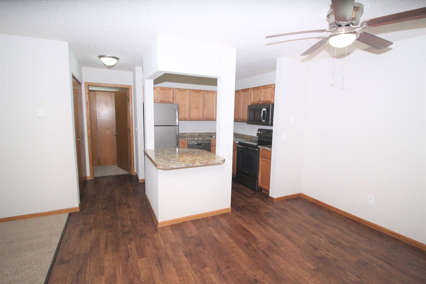 Lake Pointe Image 21