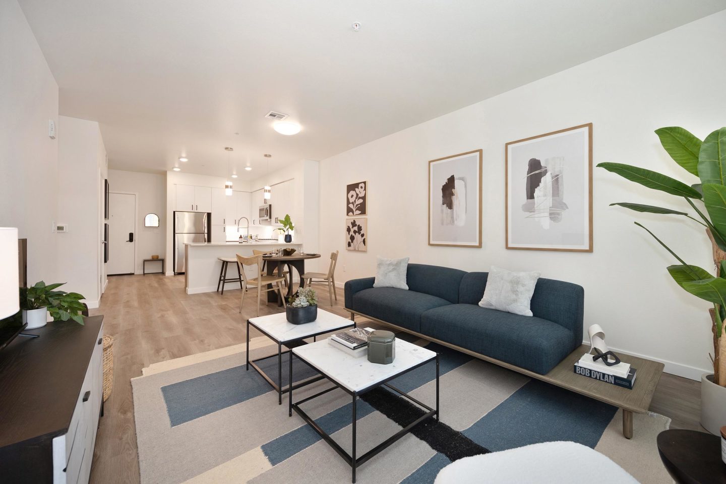 Halcyon Apartments Image 167