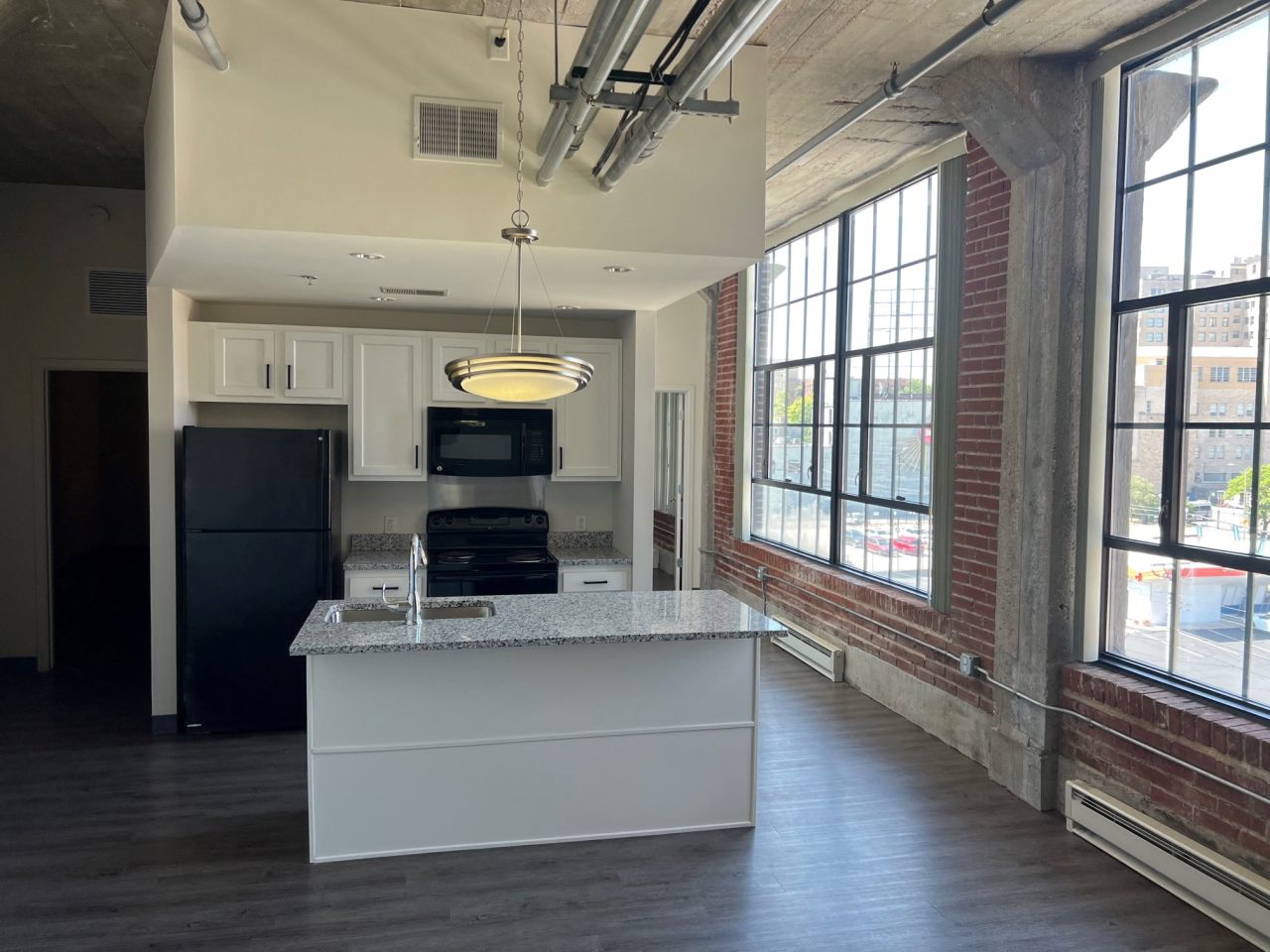 PW Shoe Lofts Apartments Image 15