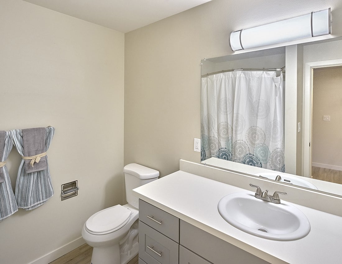3030 Lake City Image 18