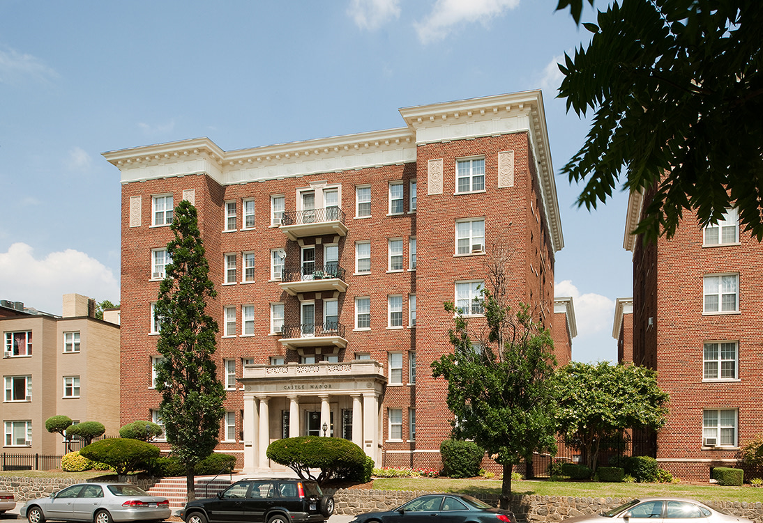 Highview & Castle Manor Image 9