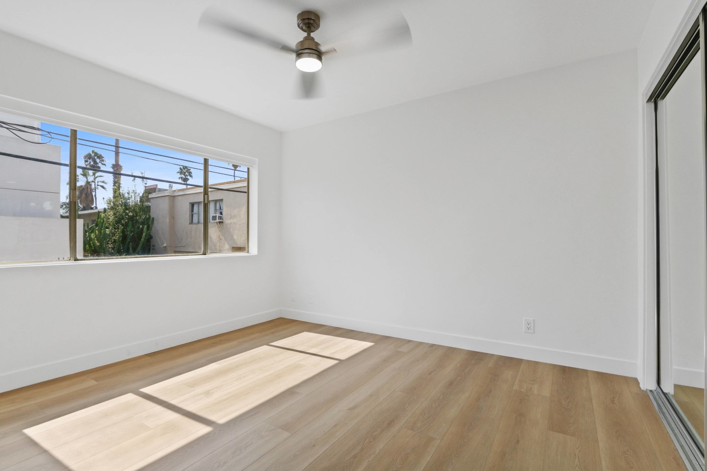 1128 7th Street Image 5