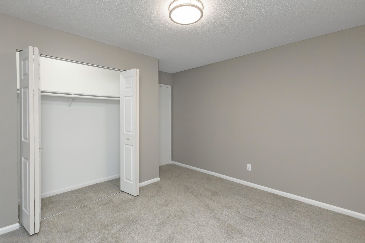 Laurel Ridge Apartments Image 30