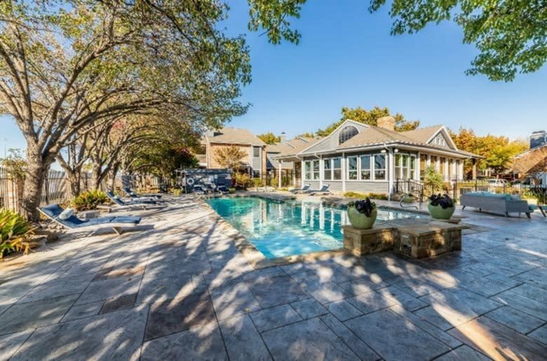Avalon Villas Image 4