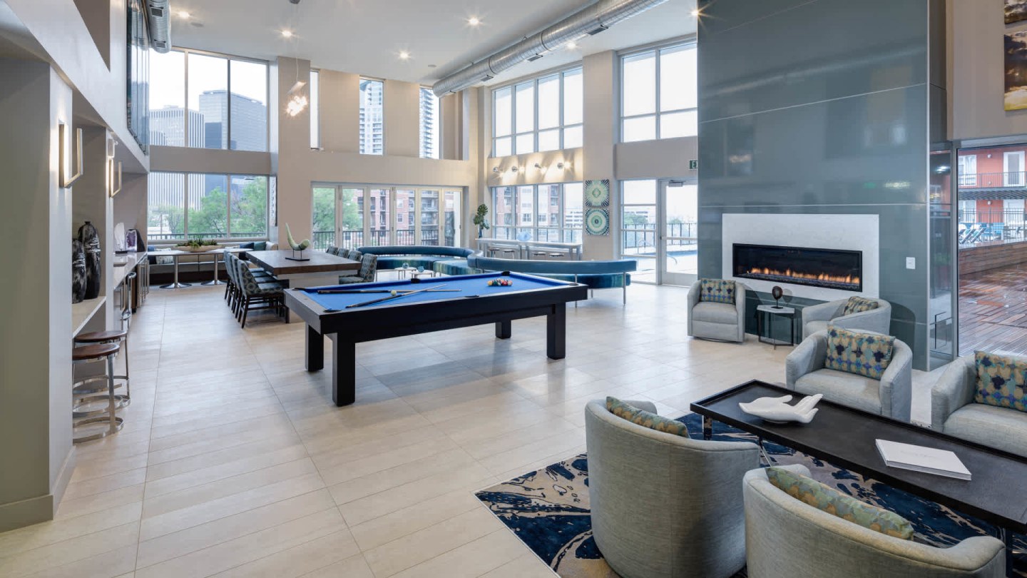 Radius Uptown Apartments Image 30