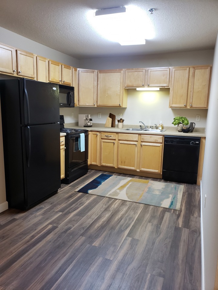 Campus Place II Apartments Image 2