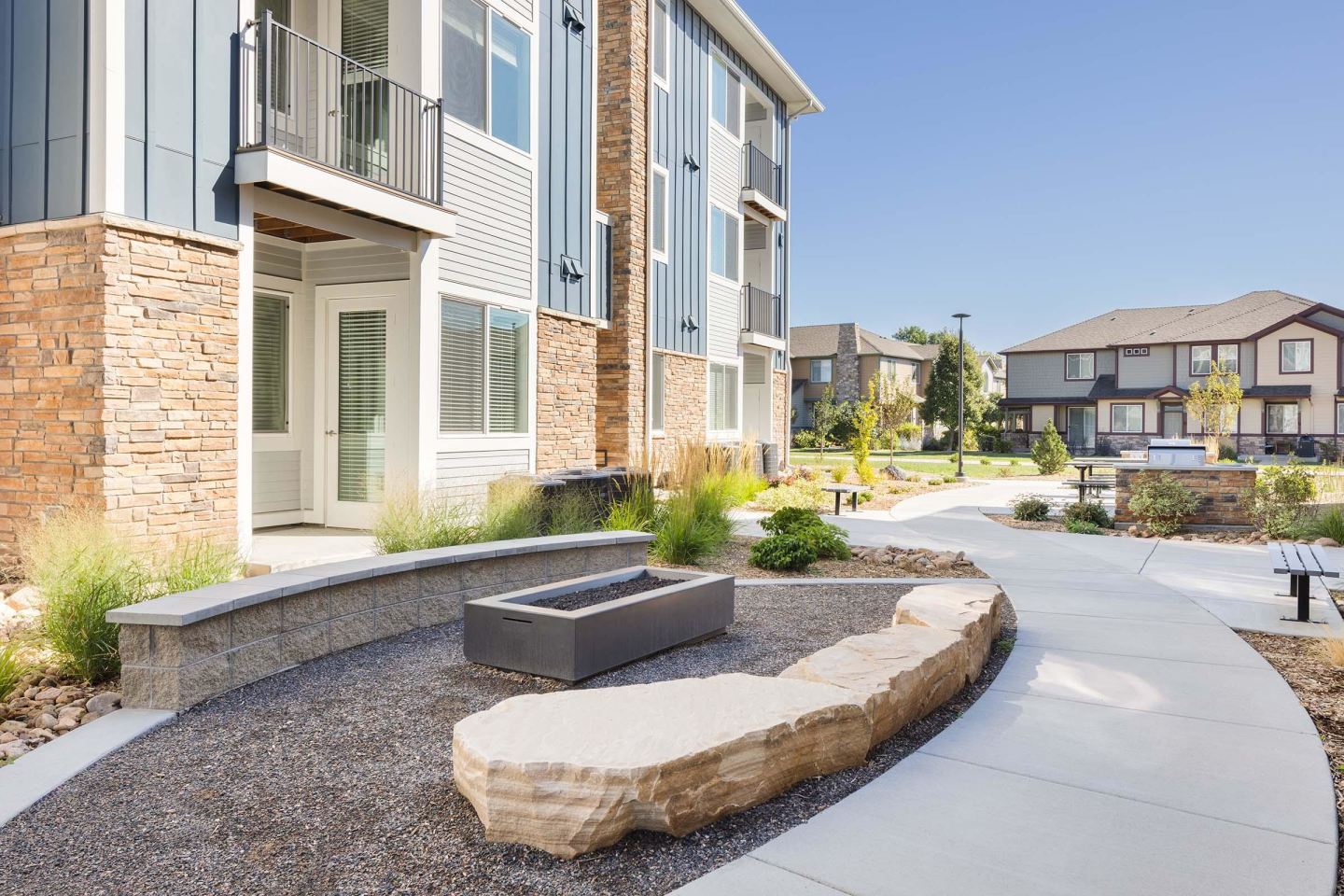 Rendezvous Trail Apartments Image 4