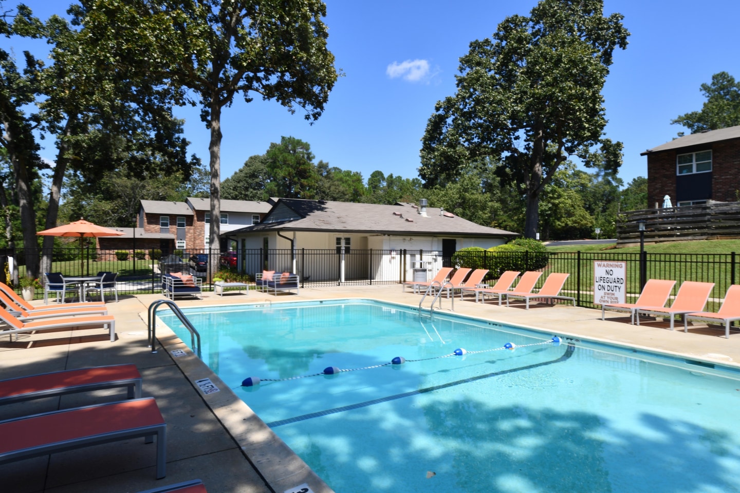 The Huntley Apartment Homes Image 16