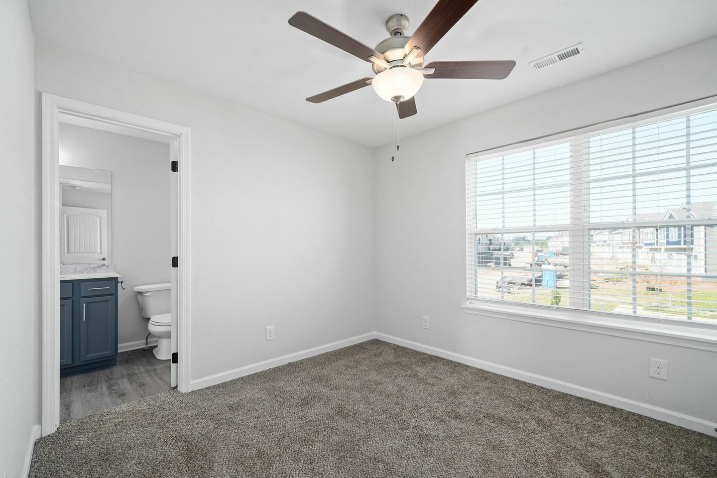 Victory Place Luxury Living Image 23