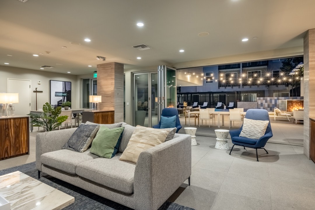 1111 Wilshire Image 10