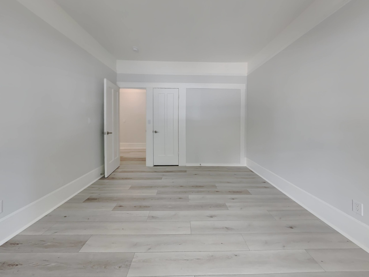 590 8th Ave Image 10