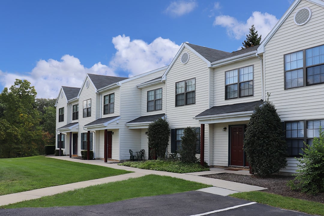 High Pointe Club Apartments Image 3