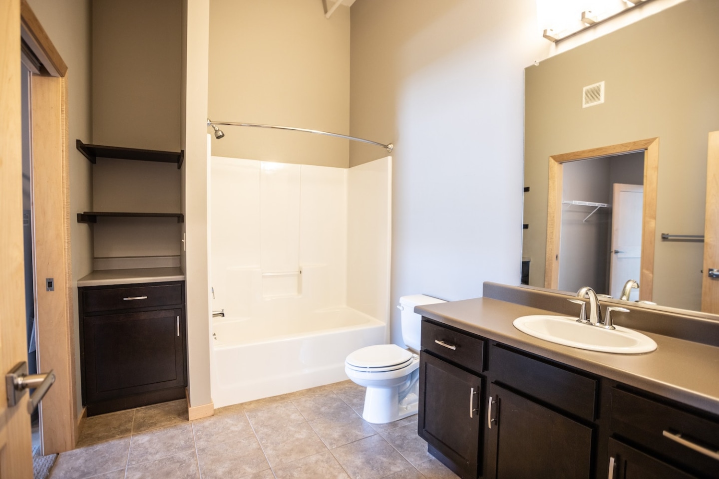 Uptown Exchange Lofts Image 32