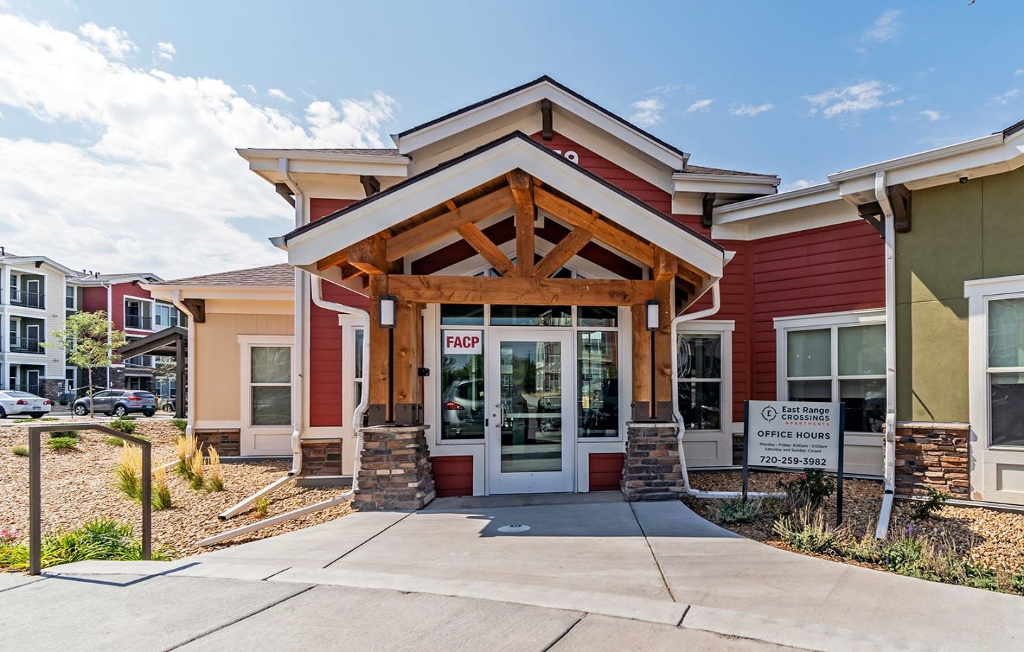 East Range Crossings Apartments - Affordable Housing Image 2