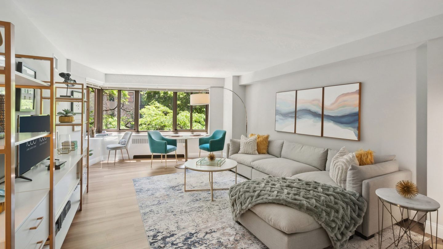 1350 Lake Shore Drive Image 1
