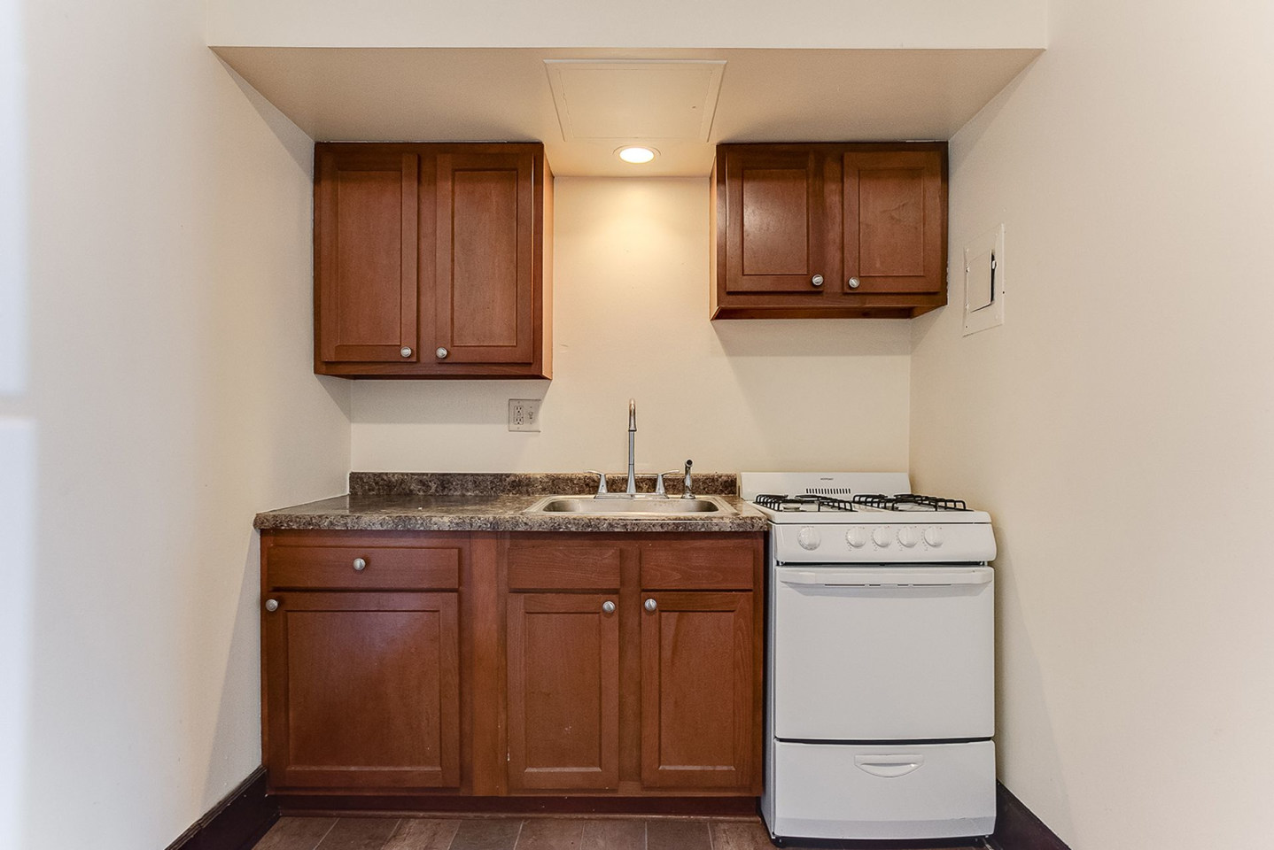 Lakesbury Apartments Image 6