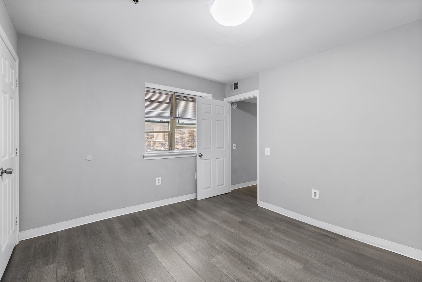 Edgewood Apartments Image 27