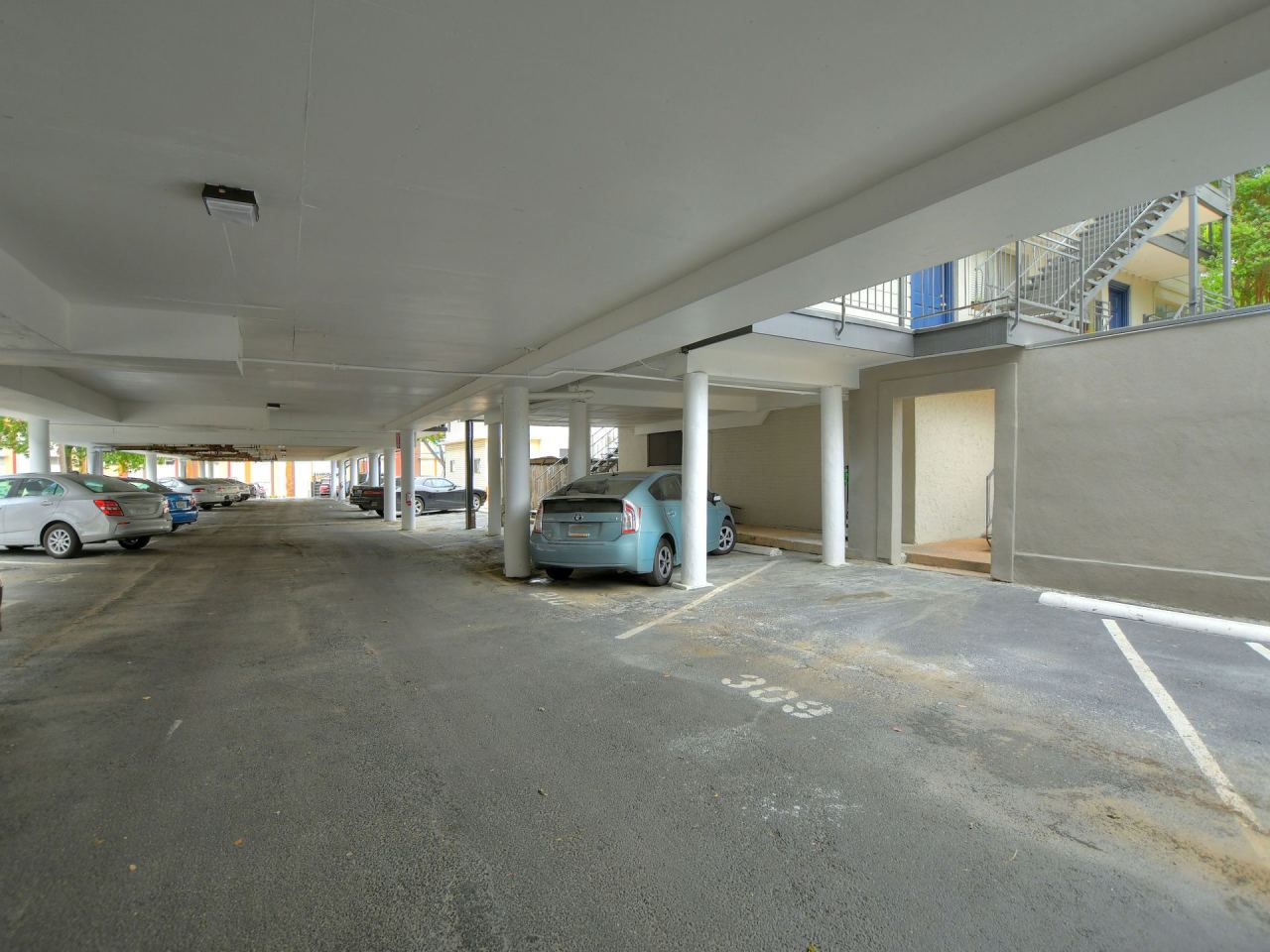 Sandpiper Apartments Image 15