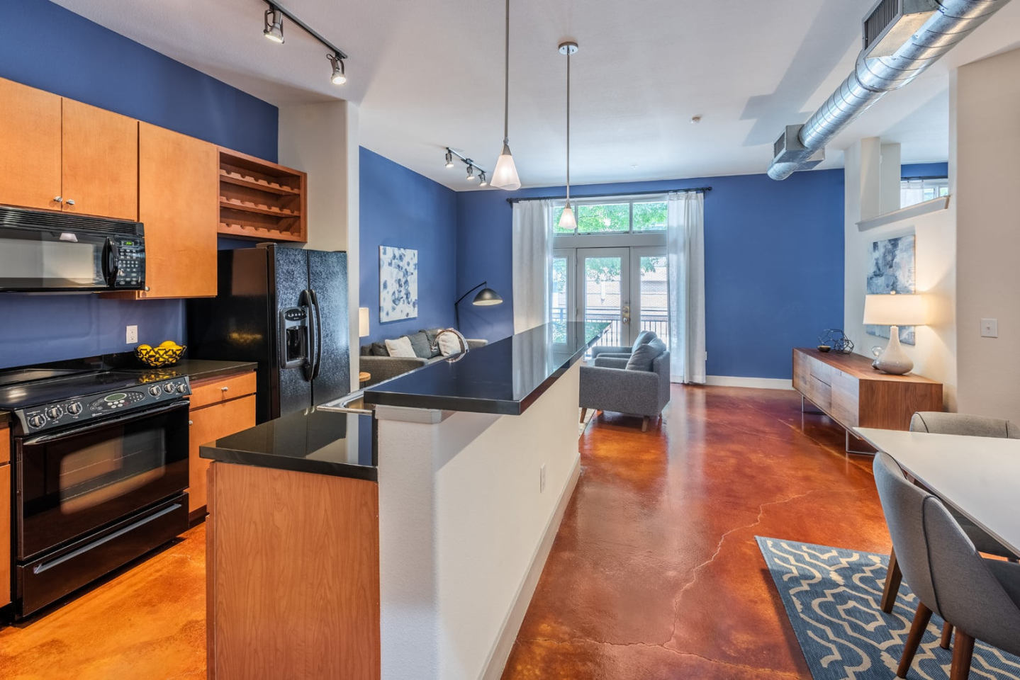 Lofts at Lakeview Image 6