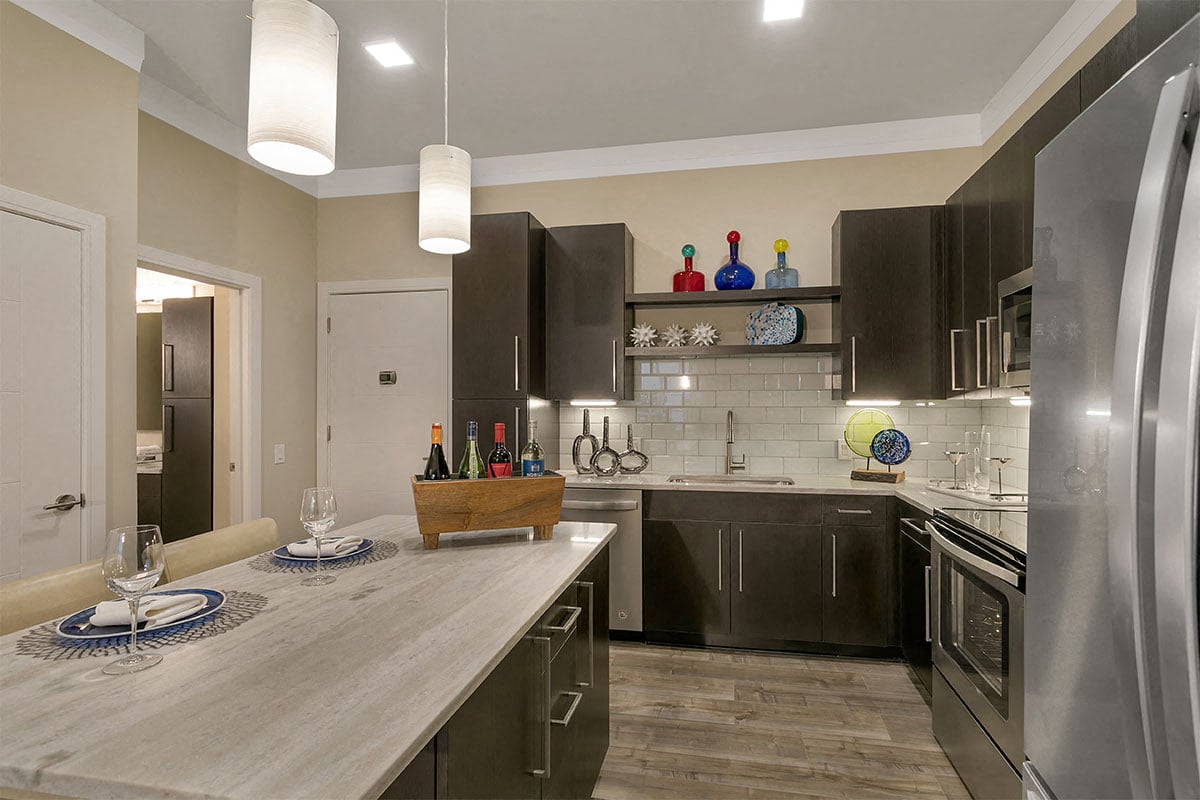 Aster Apartments Image 5