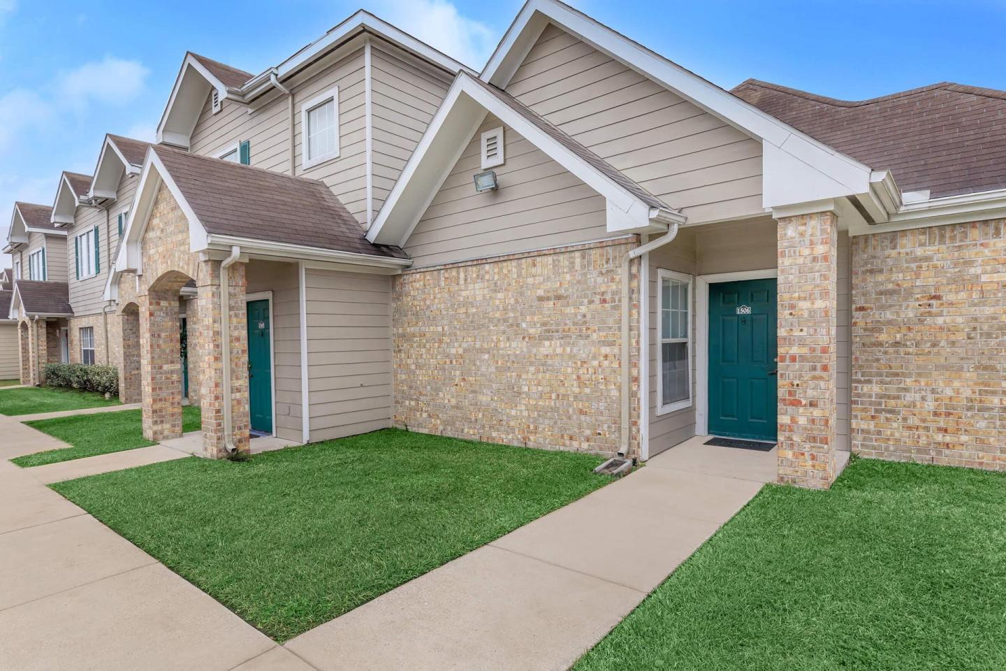 Town Park Townhomes Image 14