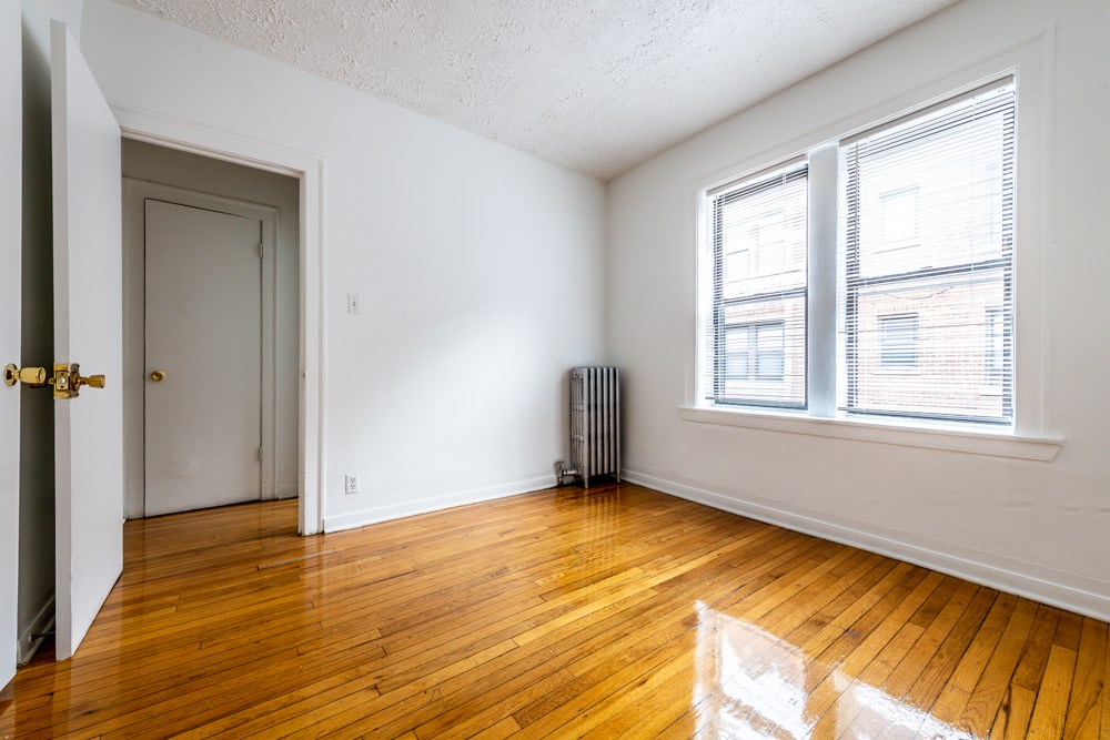 8241 S Ellis Image 5