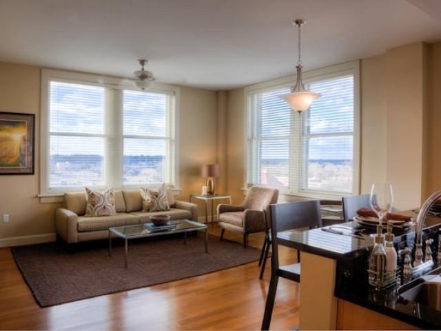 King Edward Apartments Image 20