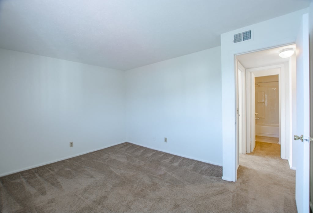 Waterstone Place Apartments Image 9
