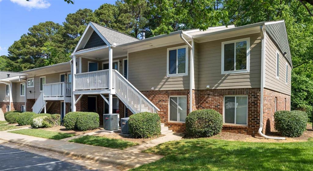 Cary Pines Apartments Image 30