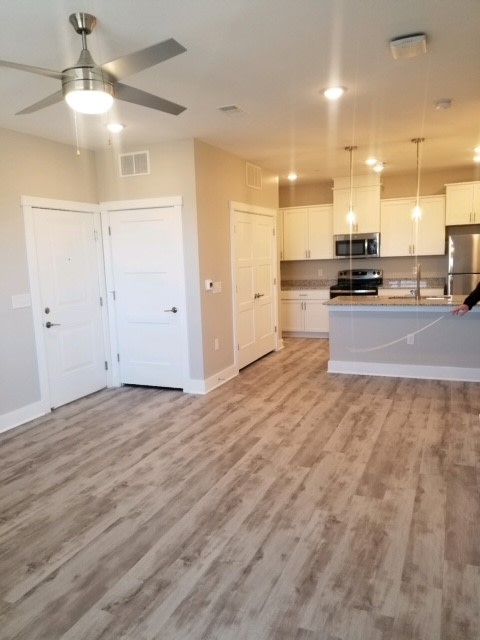 The Estates at Legends Image 30