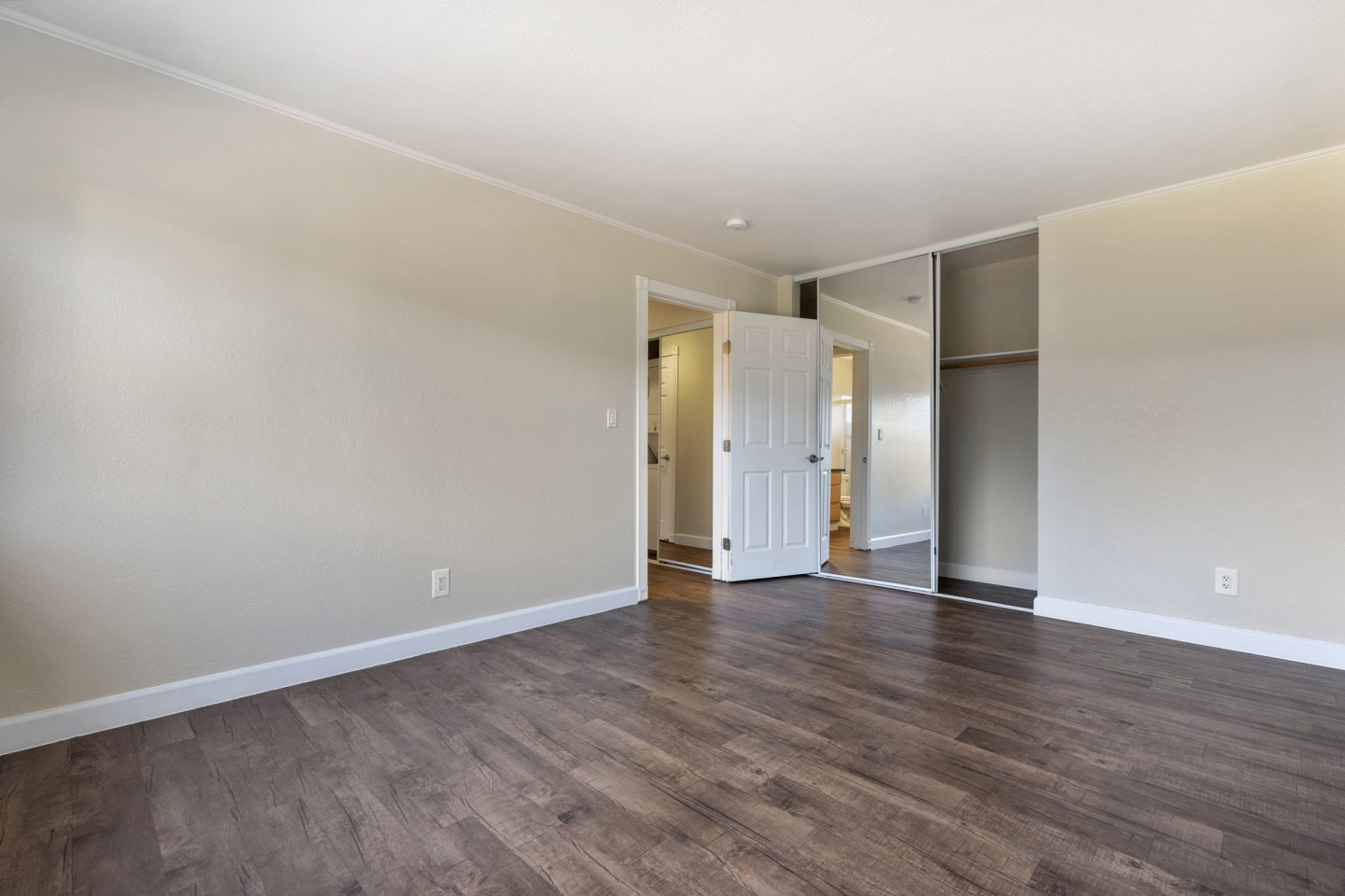 Highland Gardens Image 17