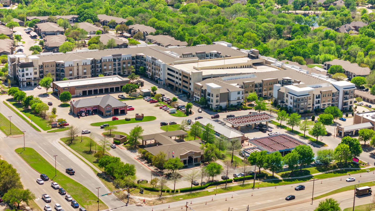 Axis at Watters Creek Image 107