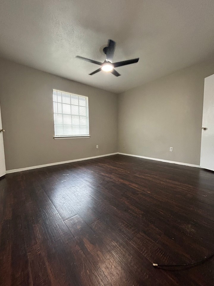 Oak Lawn Place Image 4