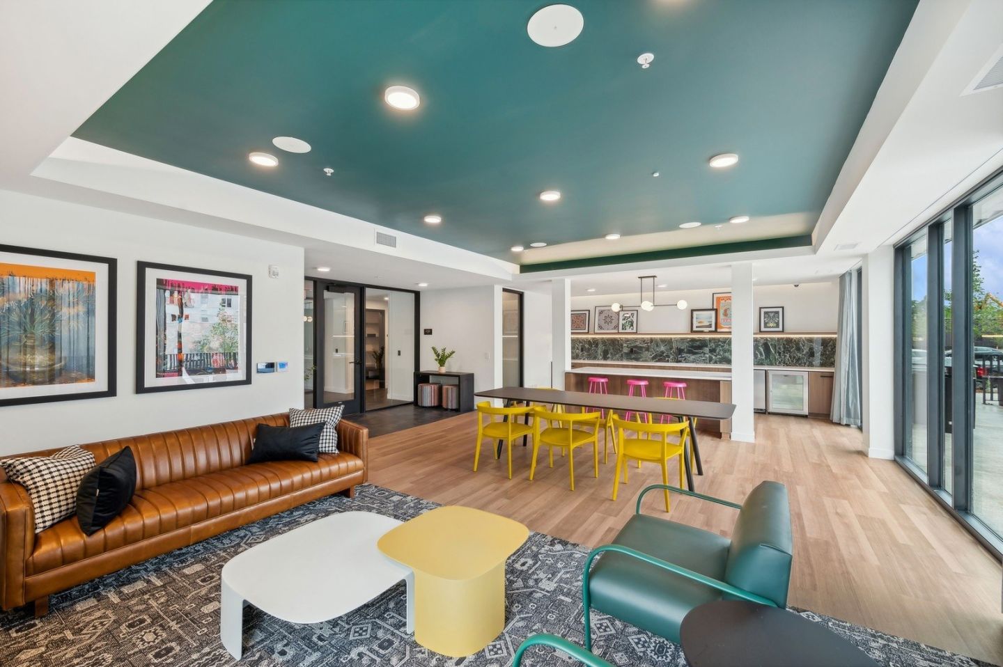 Harbourline Apartments Image 9