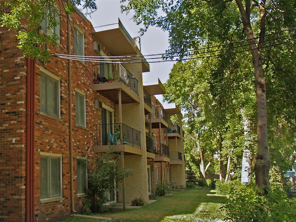 Apache Manor Apartments Image 11