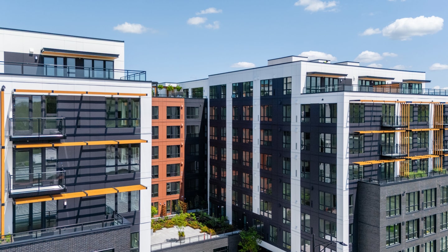 Copal Bellevue Apartments Image 11