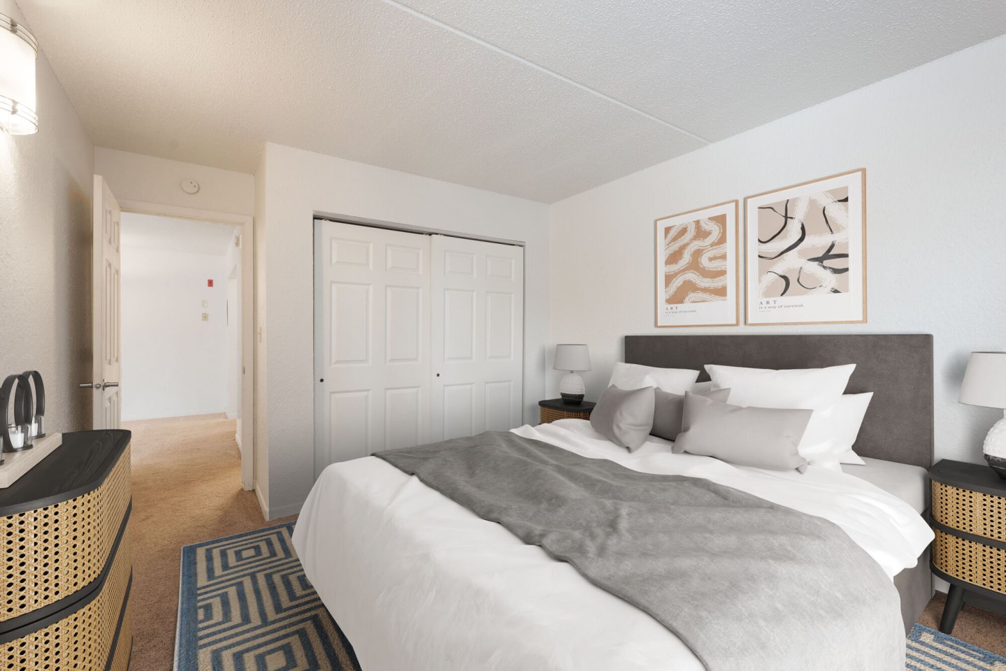 Park Plaza Apartments Image 3