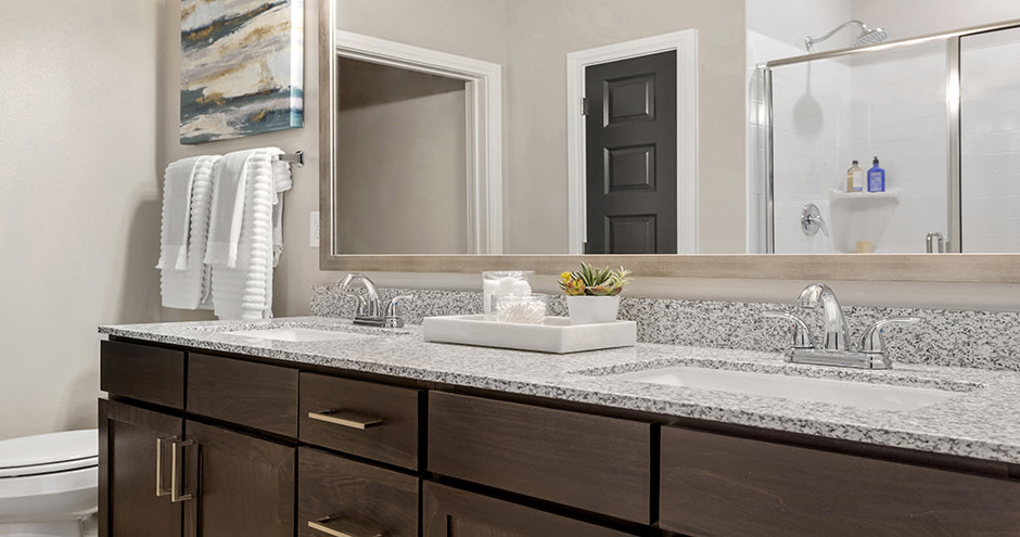 Brea Luxury Apartments Image 17