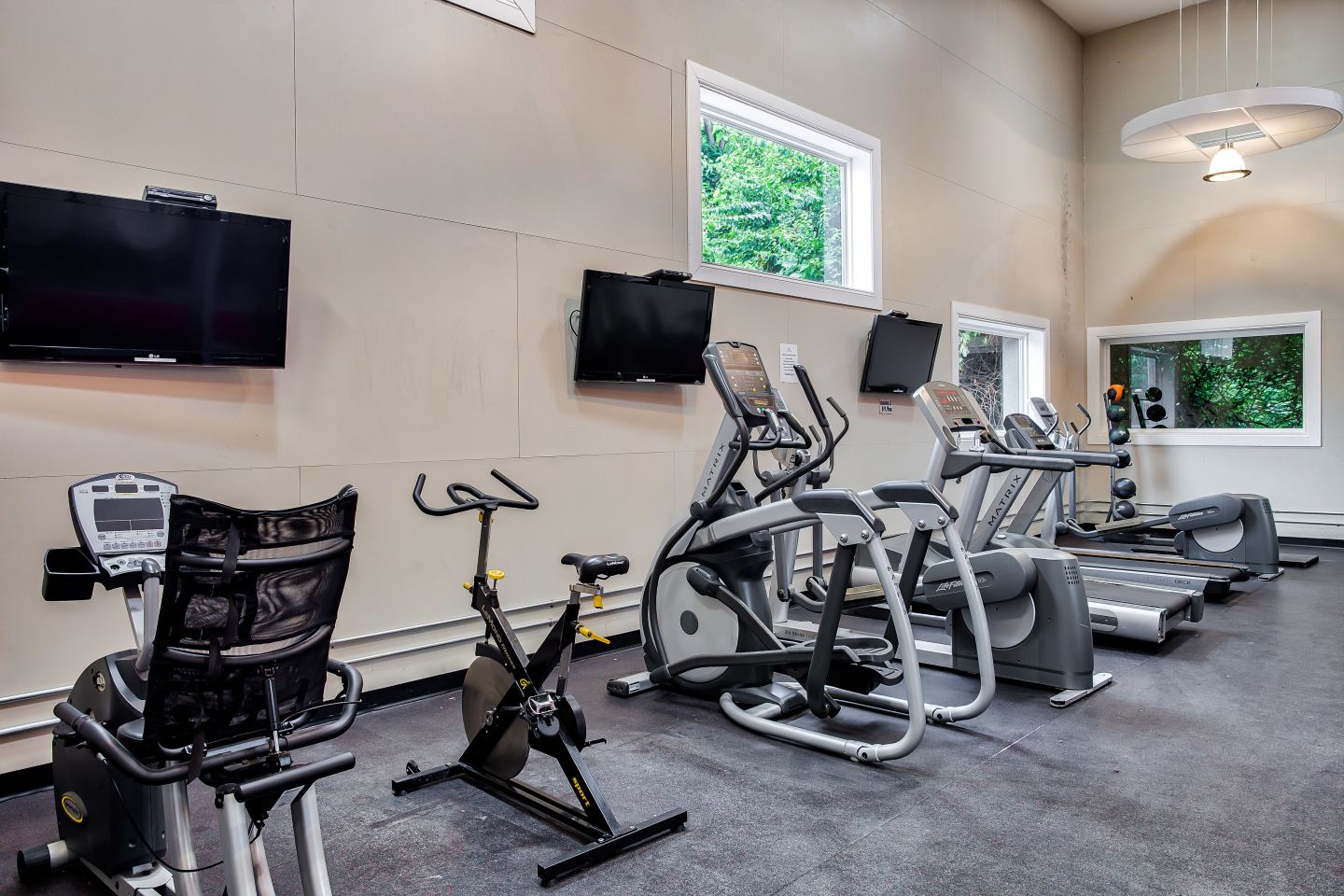 Scandia Apartment Homes Image 12