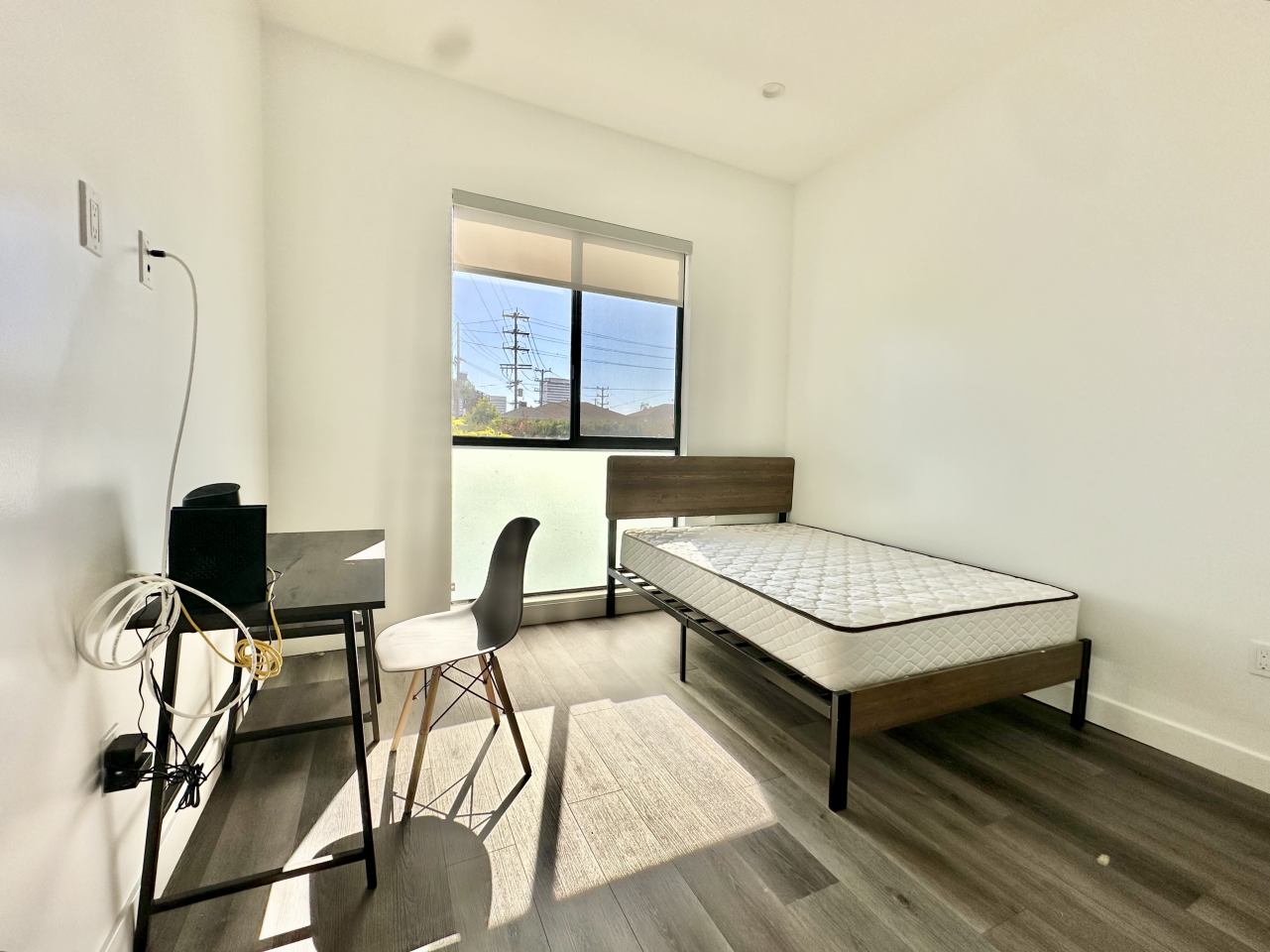 1751 Malcolm Ave - Student Housing Image 13