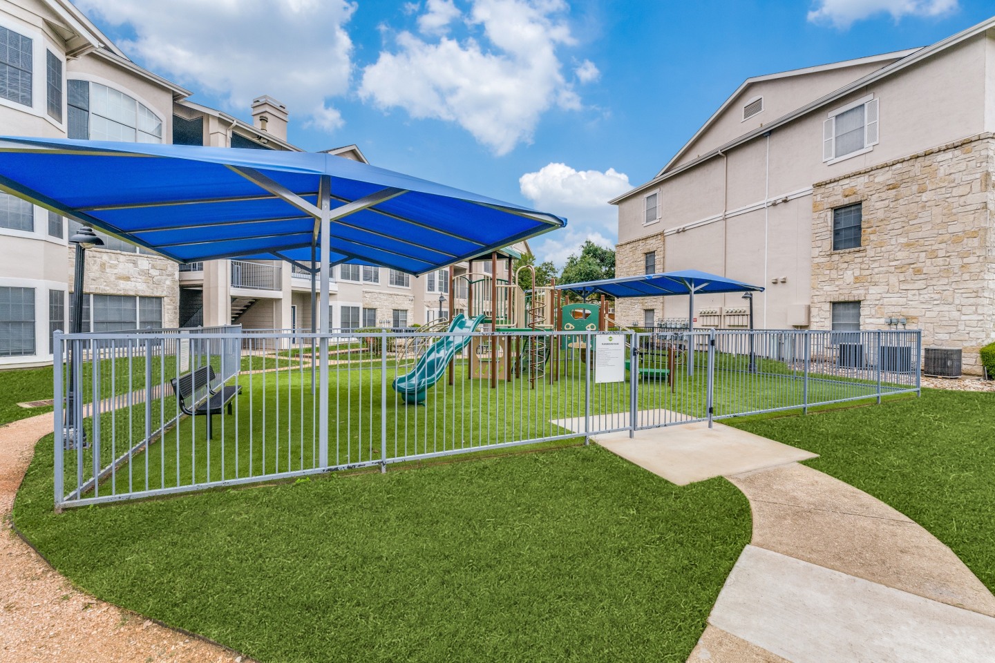 Parkside Crossing Apartments Image 8